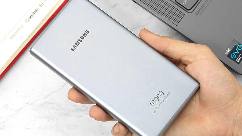 Samsung EB-P3300 có thiết kế dễ dàng cầm nắm